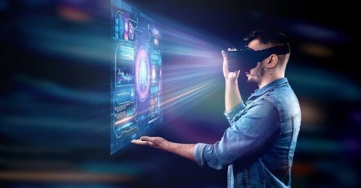 Mixed reality displays blend the physical and digital worlds to create immersive, interactive experiences. From education and healthcare to gaming and business, this technology enhances visualization, collaboration, and user engagement. Explore six essential insights into how mixed reality displays are shaping the future of innovation.